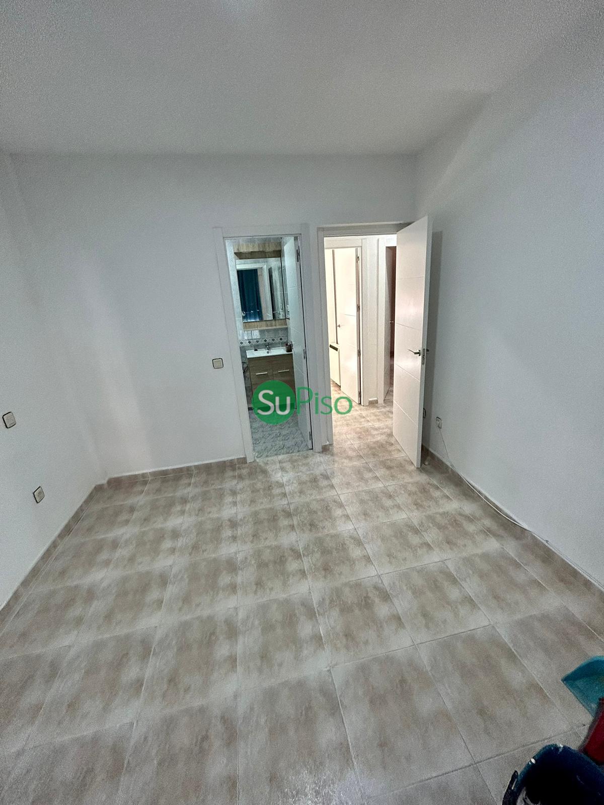For sale of flat in Yuncos