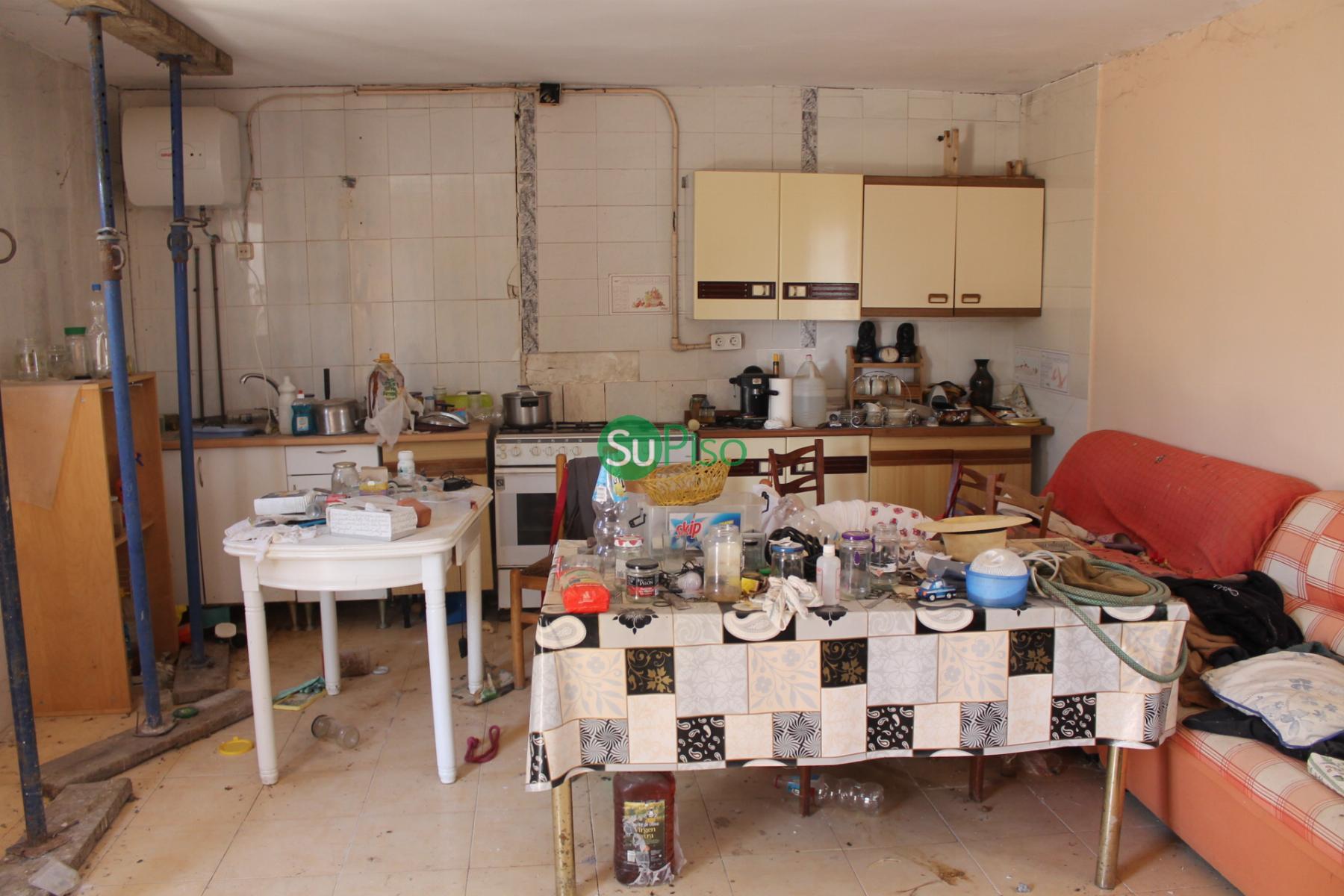 For sale of house in Yeles