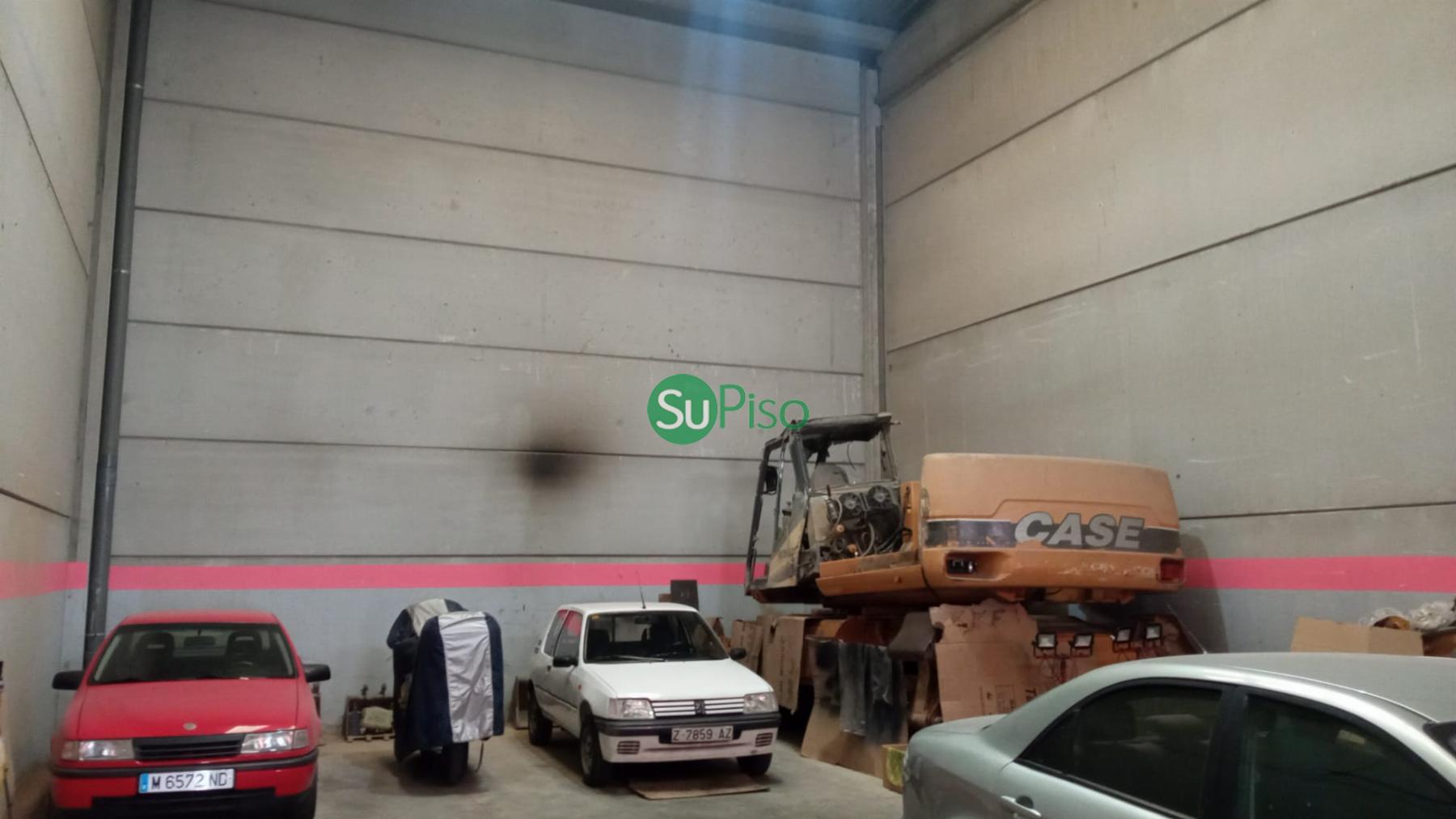 For rent of industrial plant/warehouse in Illescas