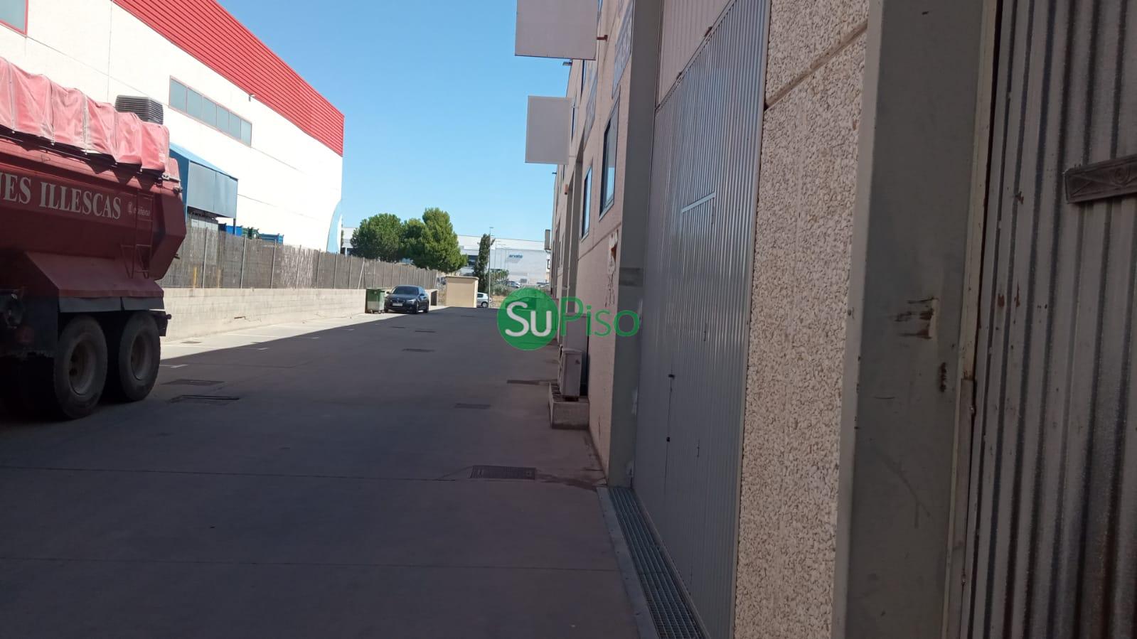 For rent of industrial plant/warehouse in Illescas