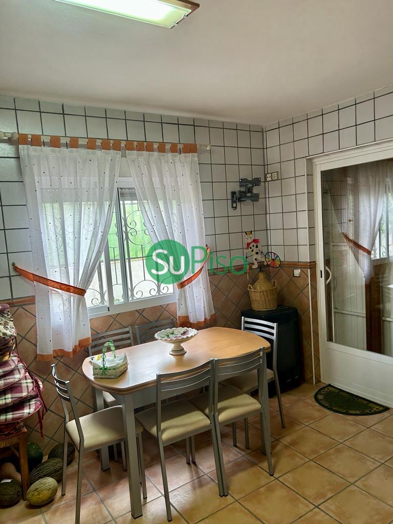 Venta de casa en El Viso de San Juan