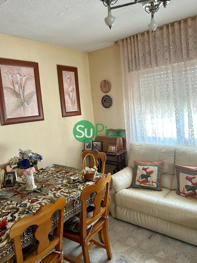 Venta de casa en El Viso de San Juan
