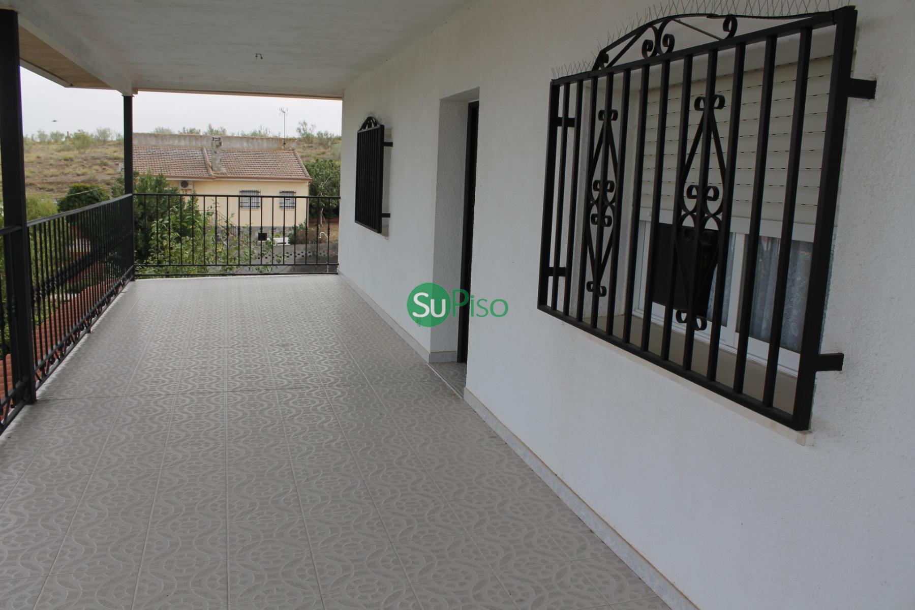 For sale of house in Borox