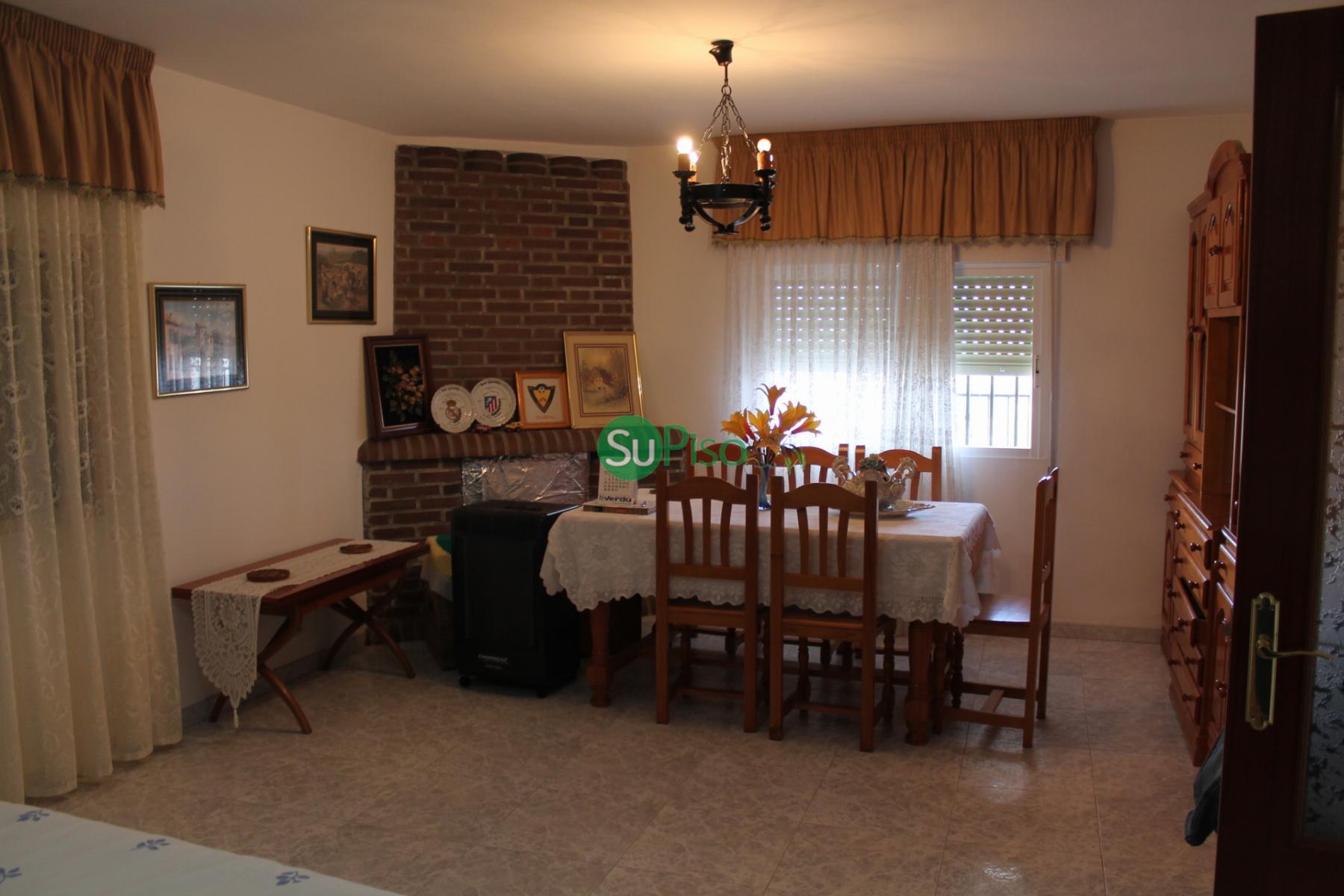 For sale of house in Borox
