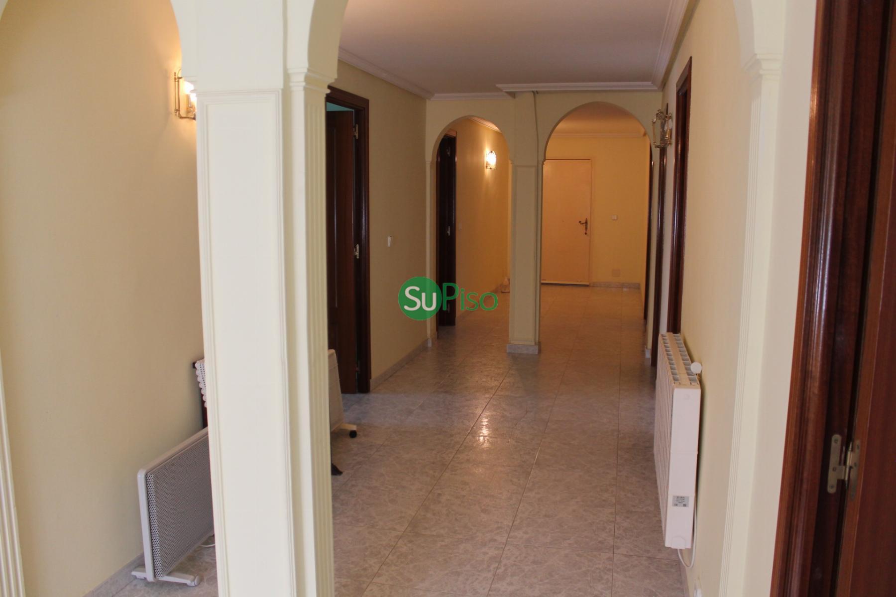 For sale of house in Borox