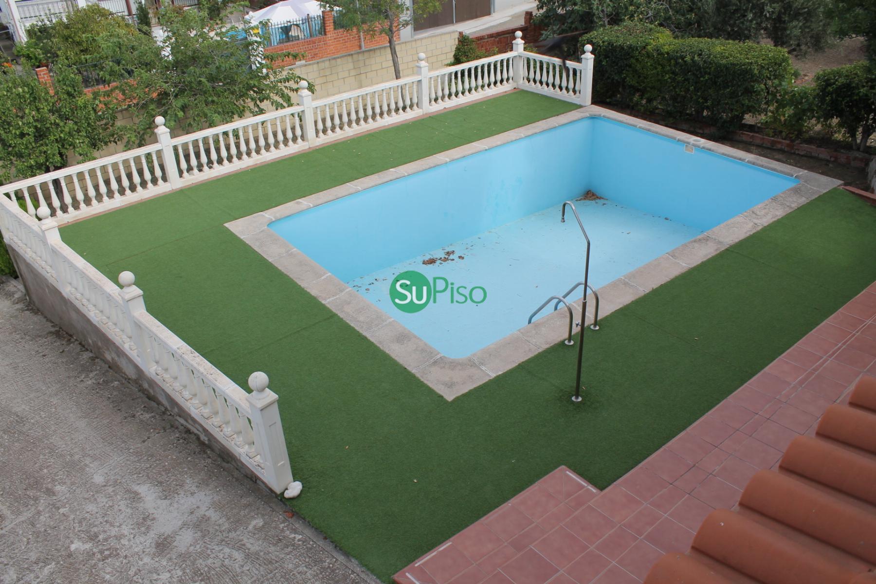 For sale of house in Borox