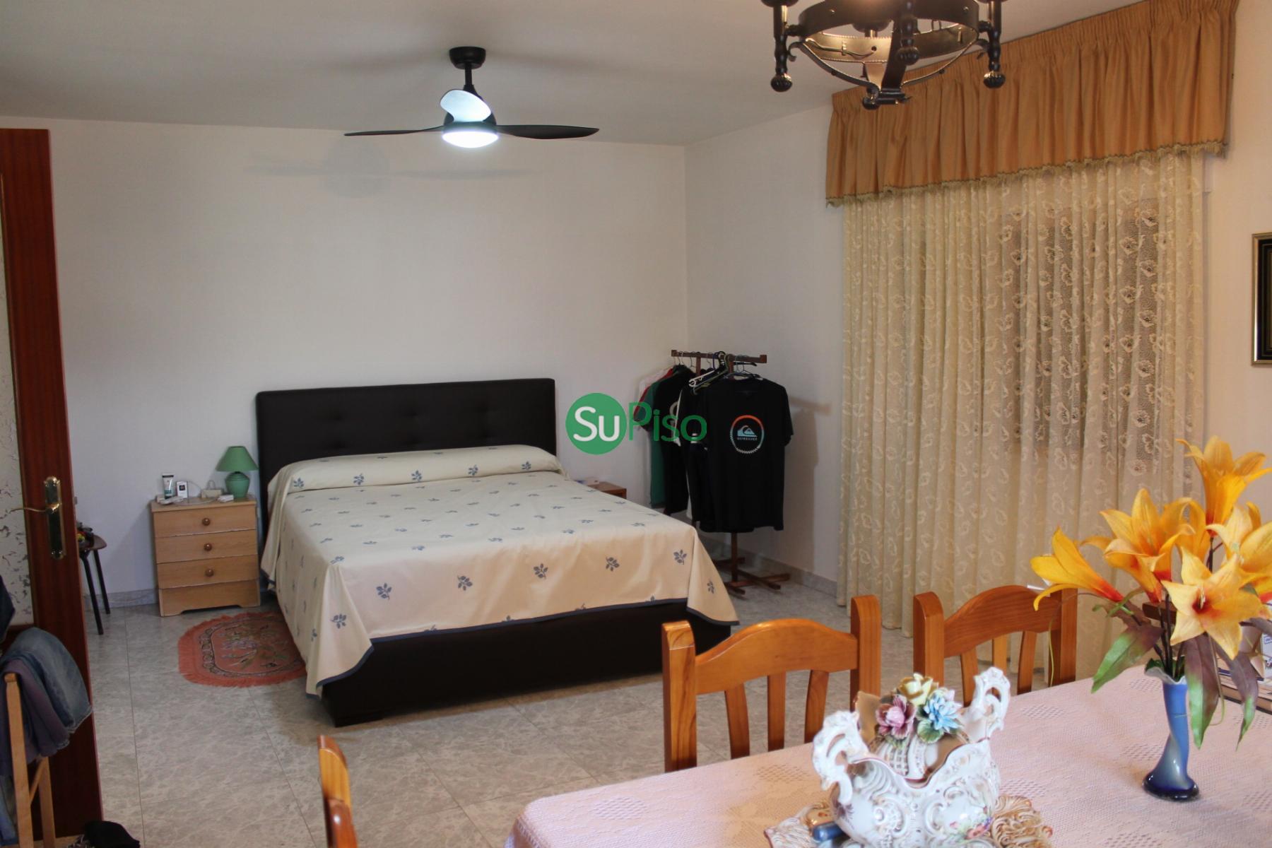 For sale of house in Borox