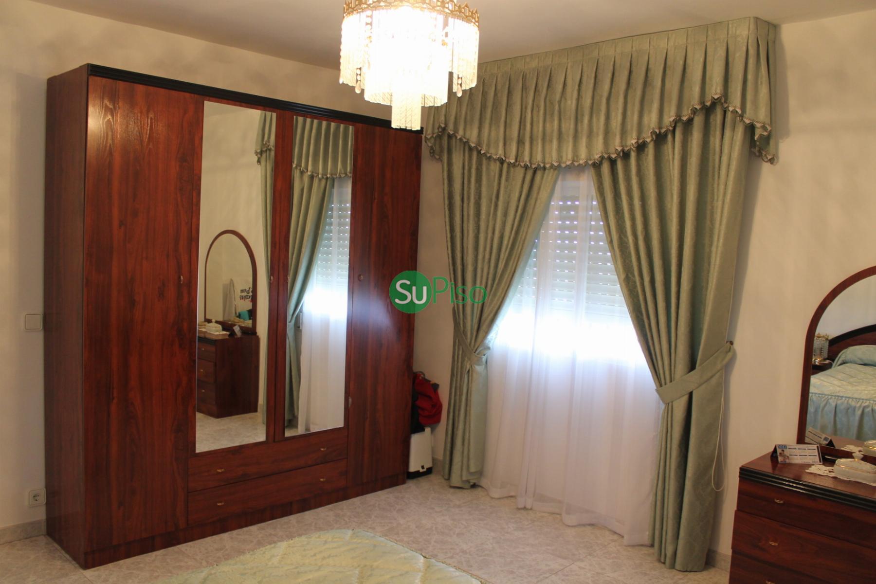 For sale of house in Borox
