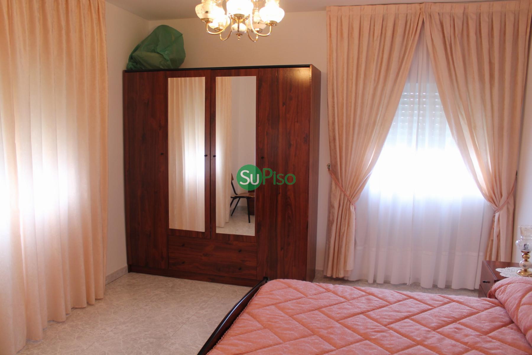For sale of house in Borox