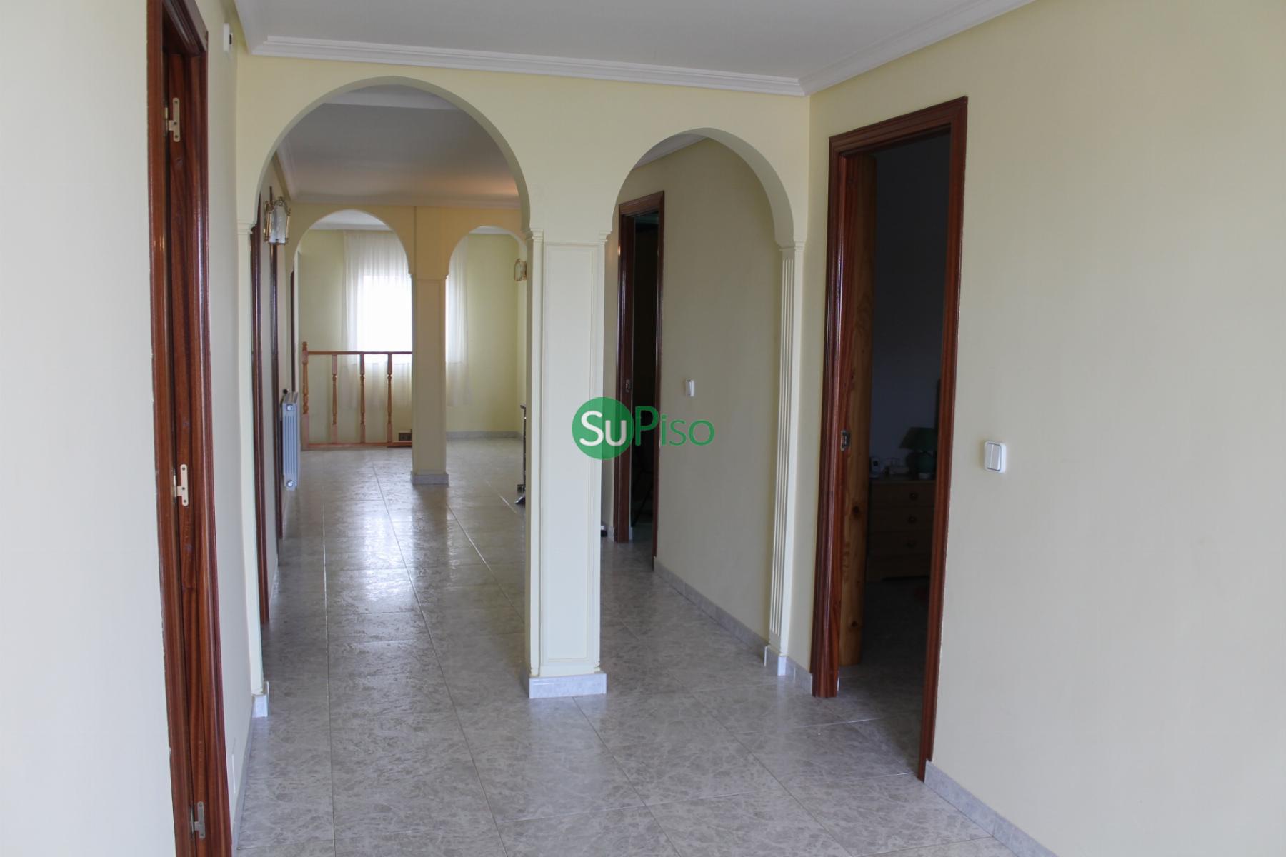For sale of house in Borox