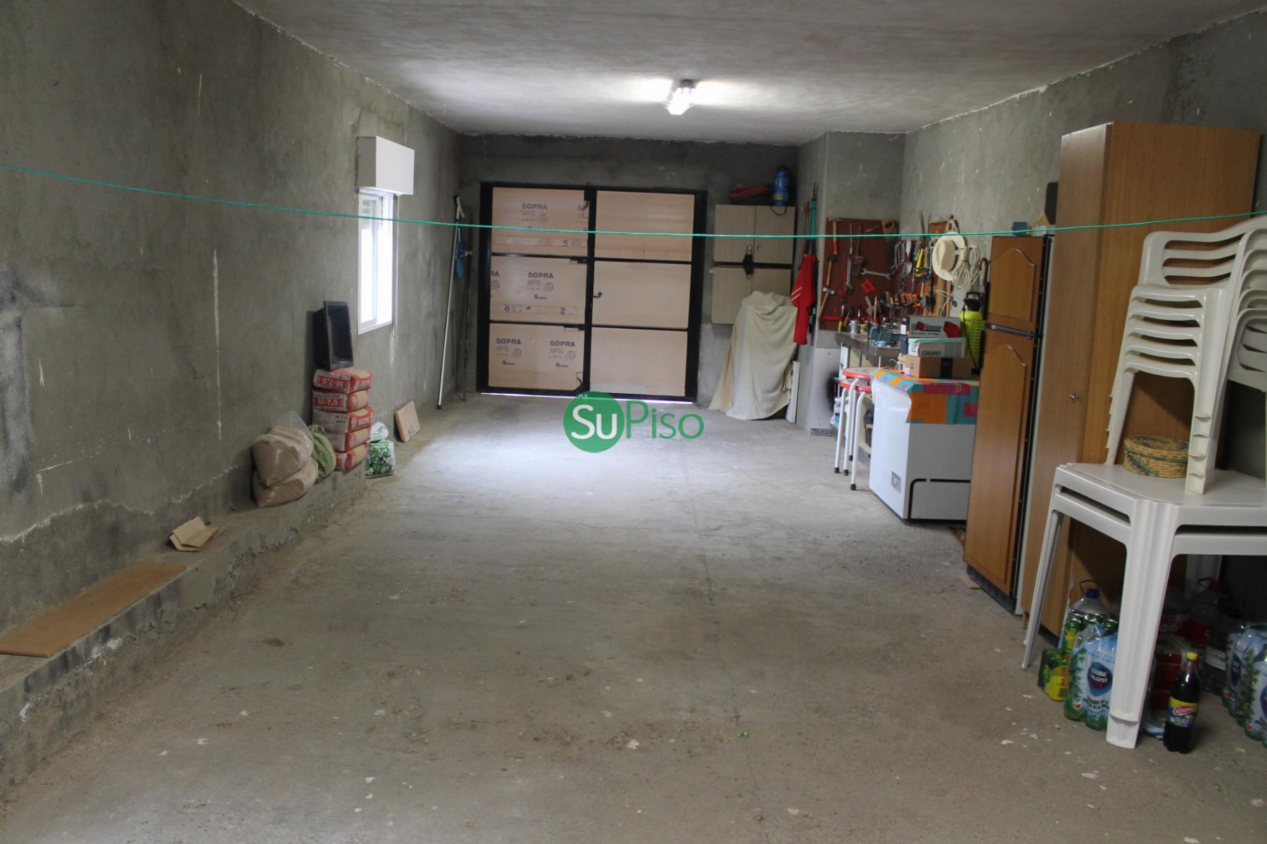 For sale of house in Borox