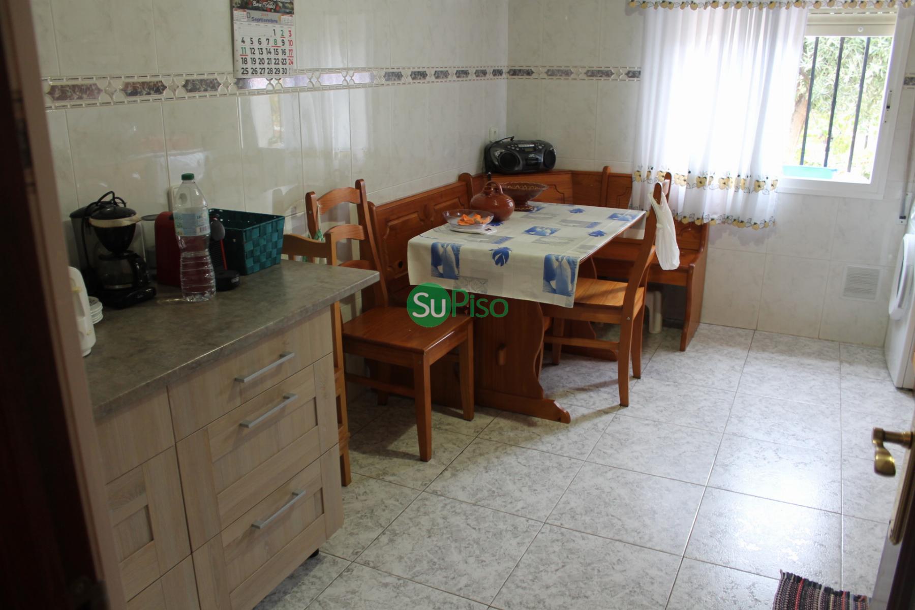 For sale of house in Borox