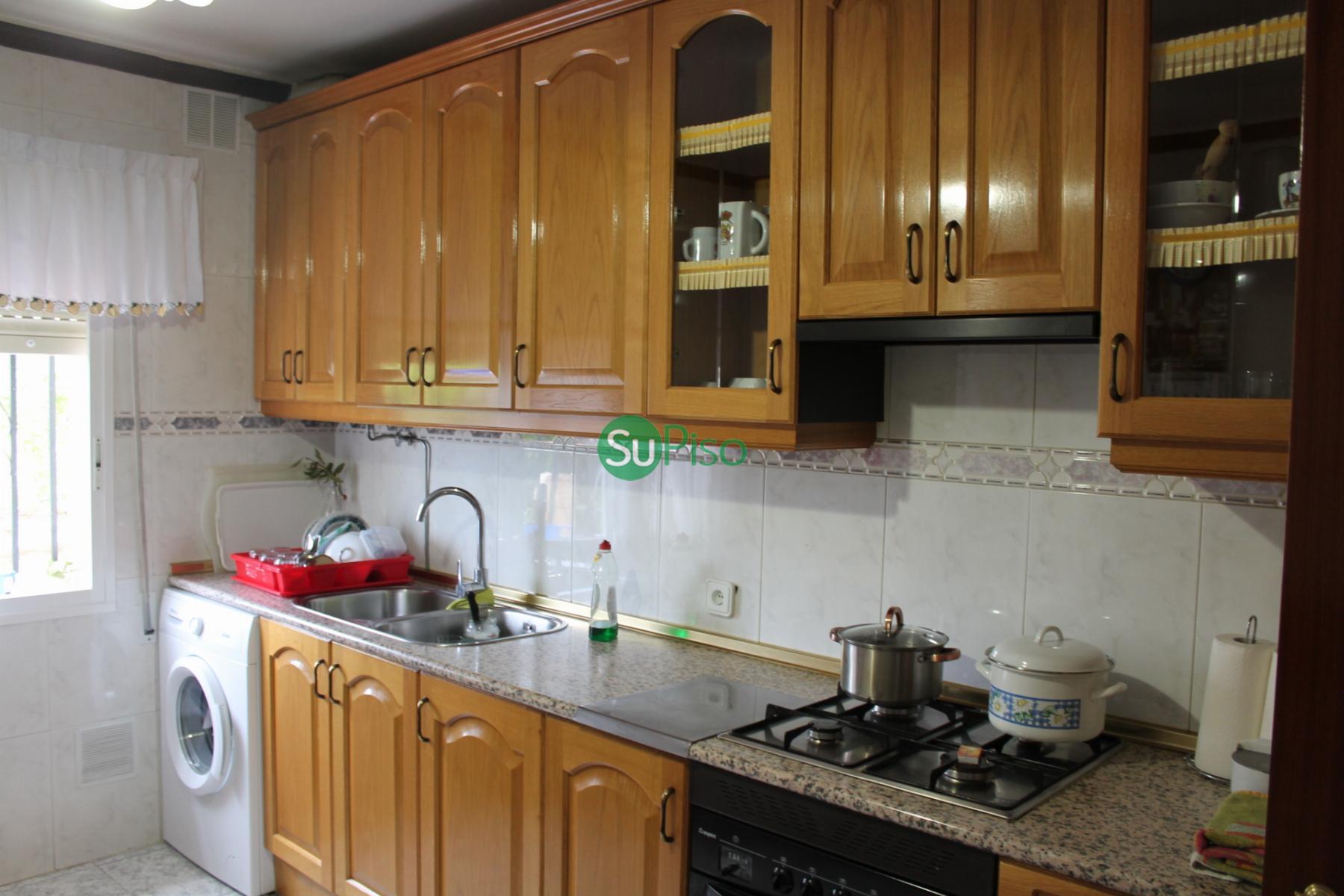 For sale of house in Borox