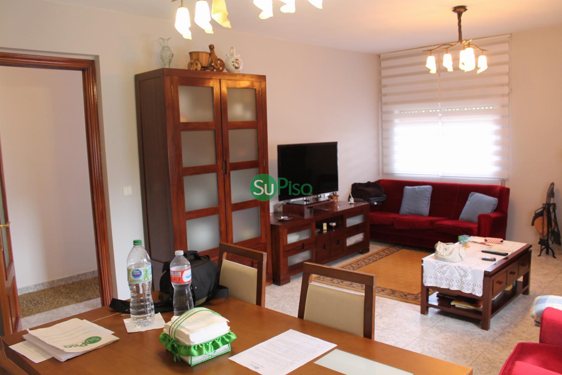 For sale of house in Borox