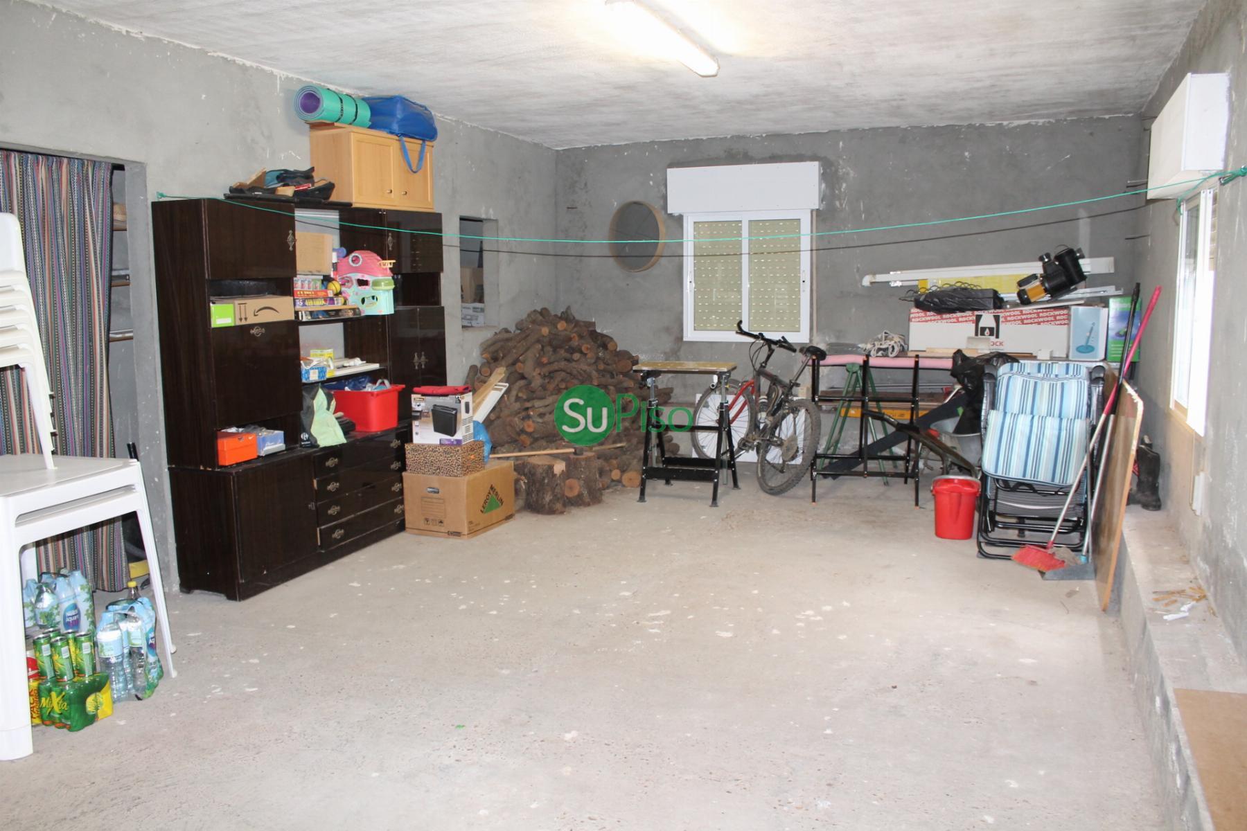 For sale of house in Borox