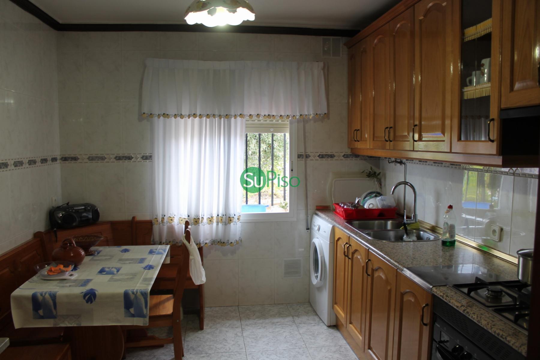 For sale of house in Borox