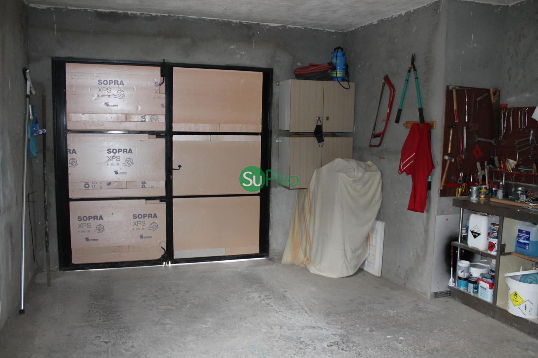 For sale of house in Borox