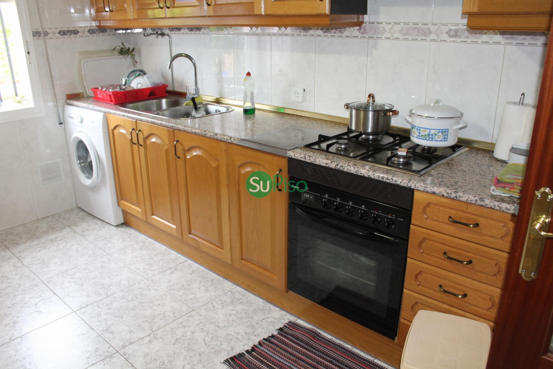 For sale of house in Borox