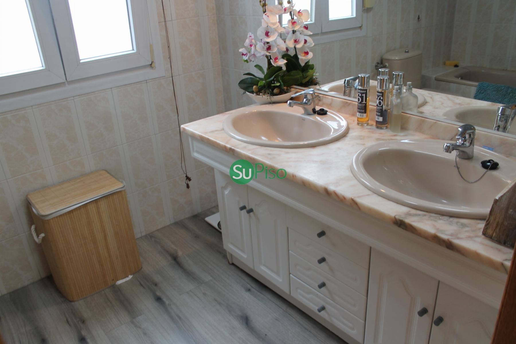 For sale of chalet in Torrejón de la Calzada