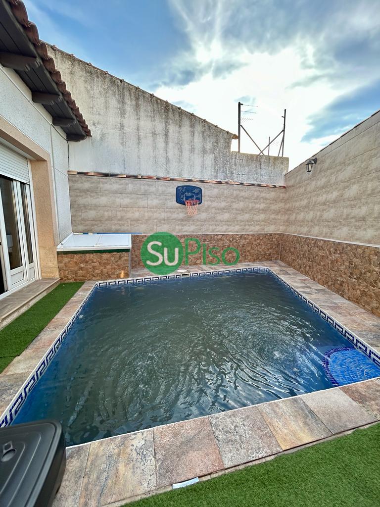 Venta de chalet en Borox