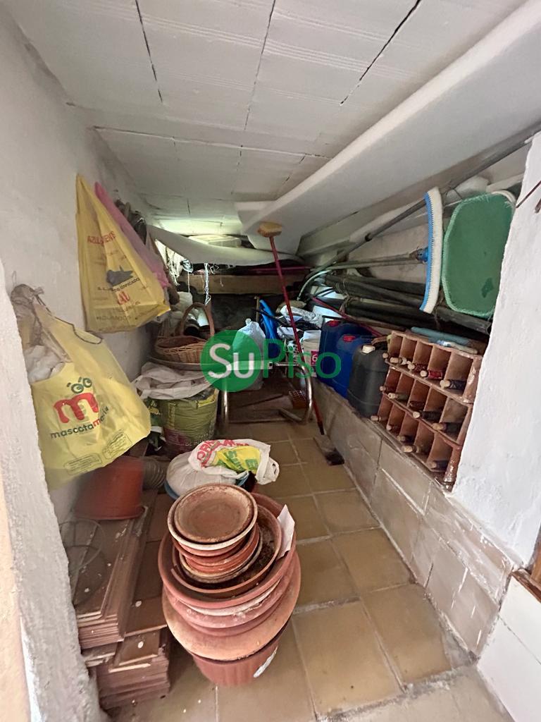For sale of house in Borox