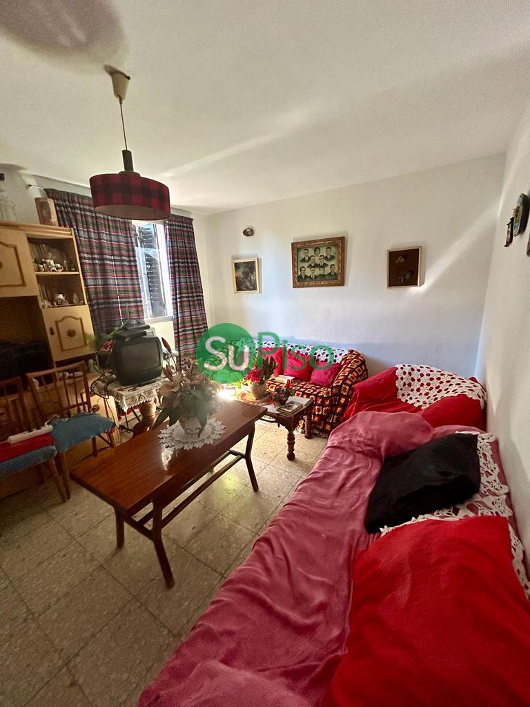 For sale of house in Borox