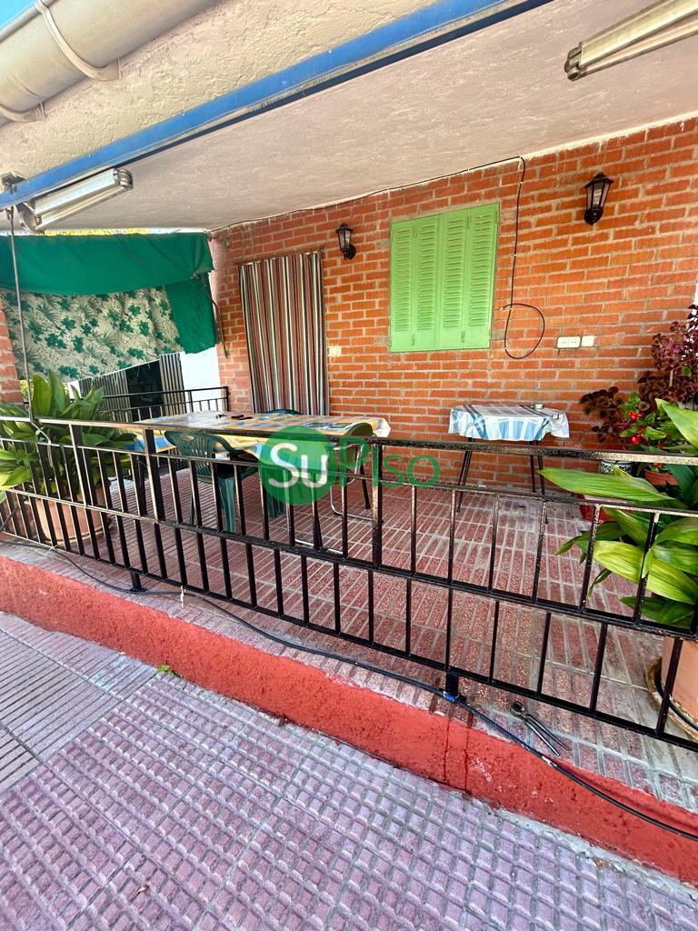 For sale of house in Borox