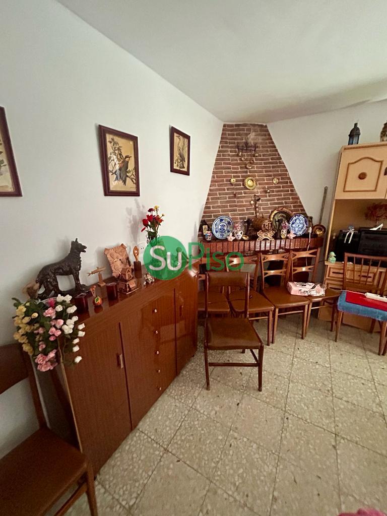 For sale of house in Borox