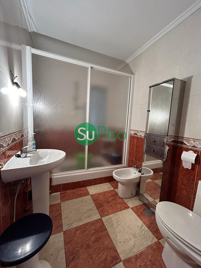 For sale of chalet in Yeles