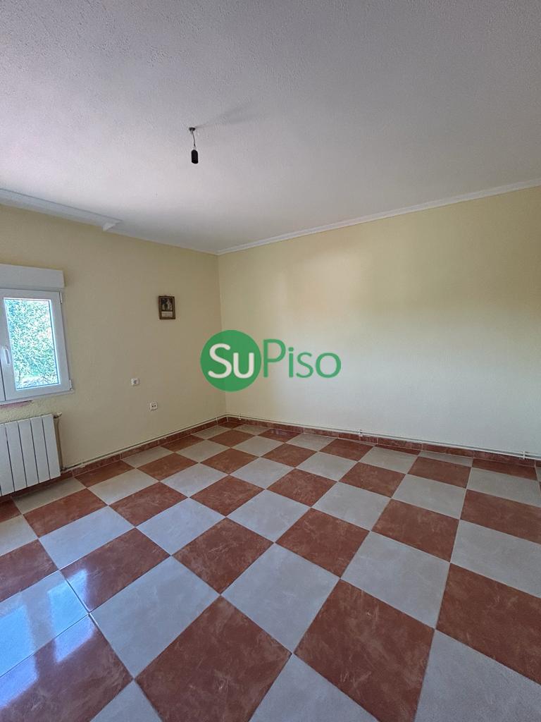 For sale of chalet in Yeles