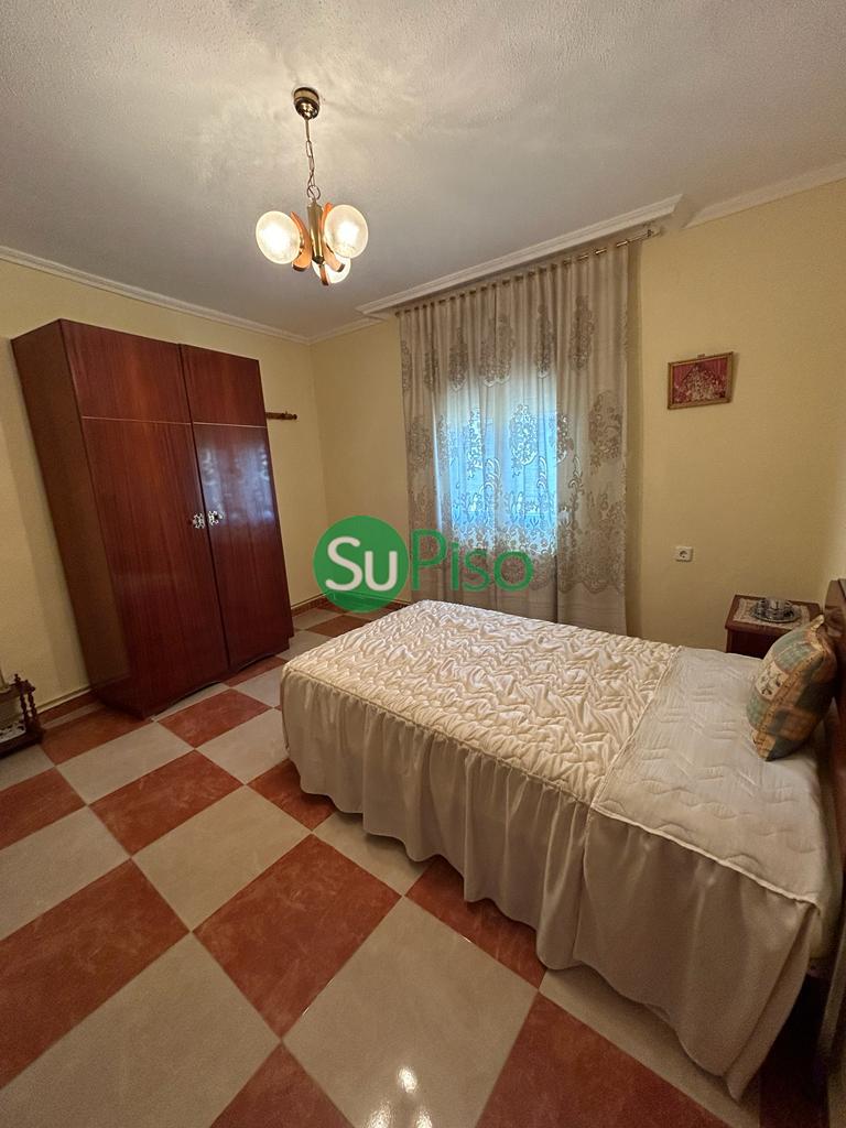 For sale of chalet in Yeles