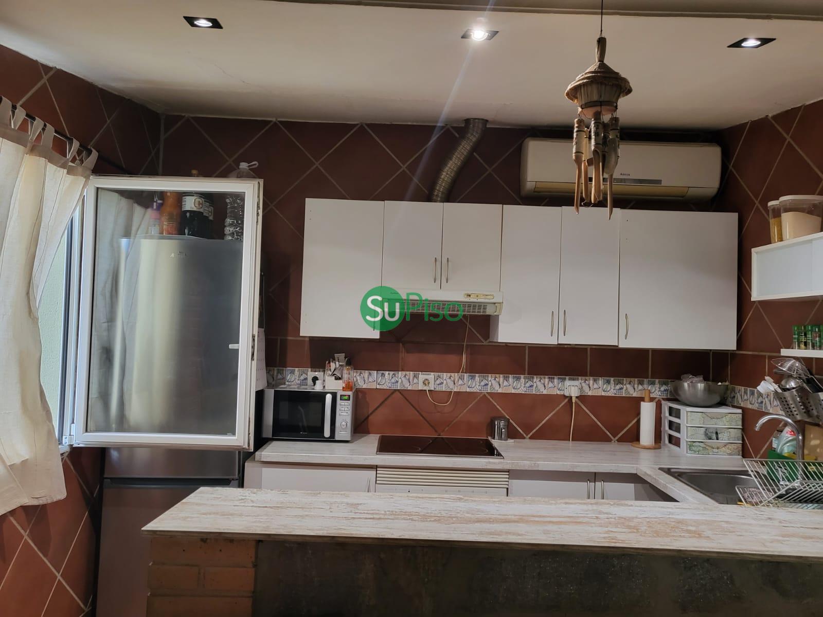 For sale of chalet in Yeles