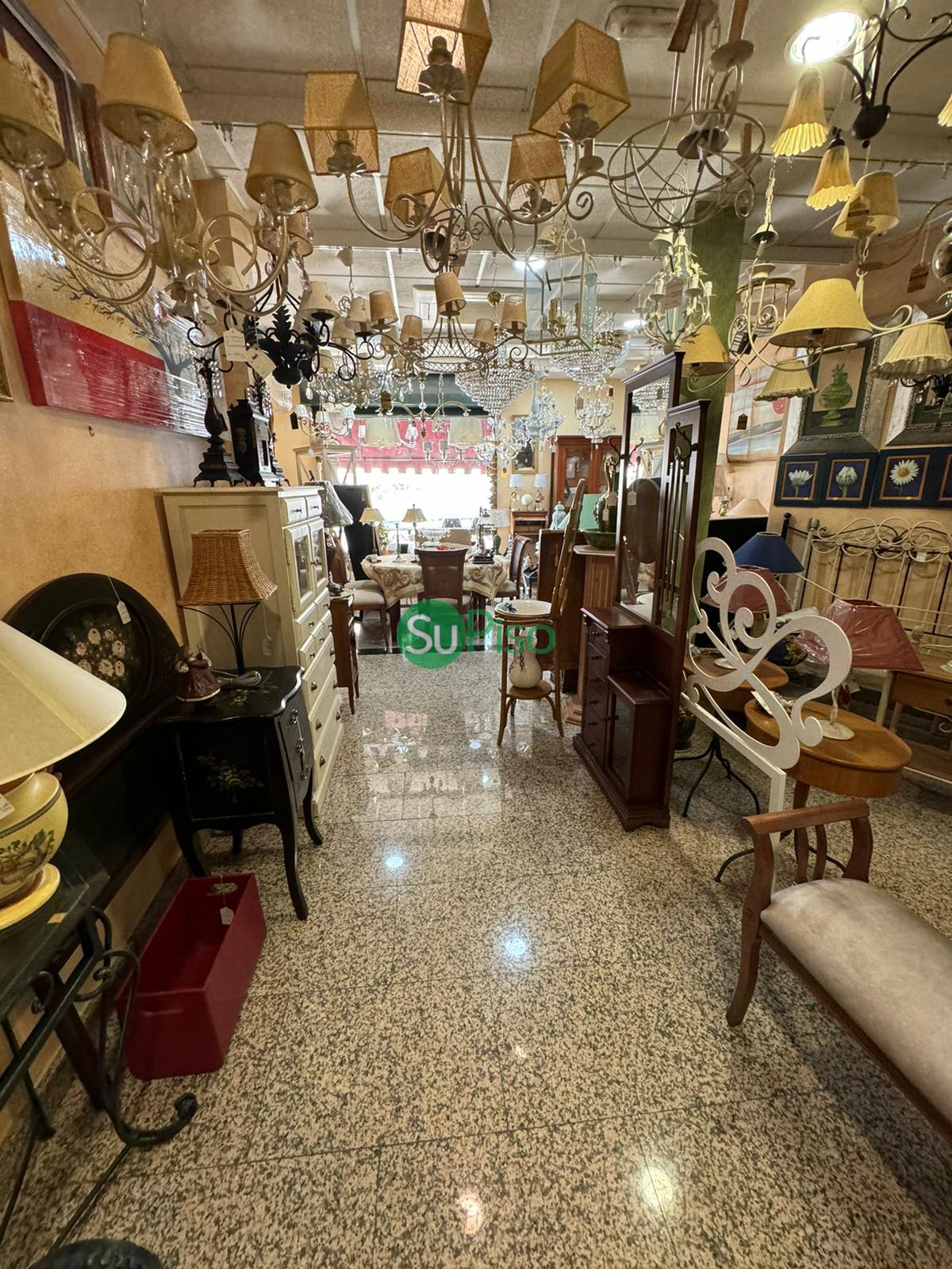 For sale of commercial in Illescas