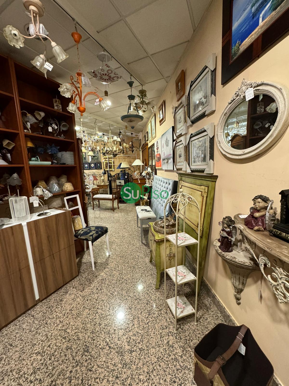 For sale of commercial in Illescas