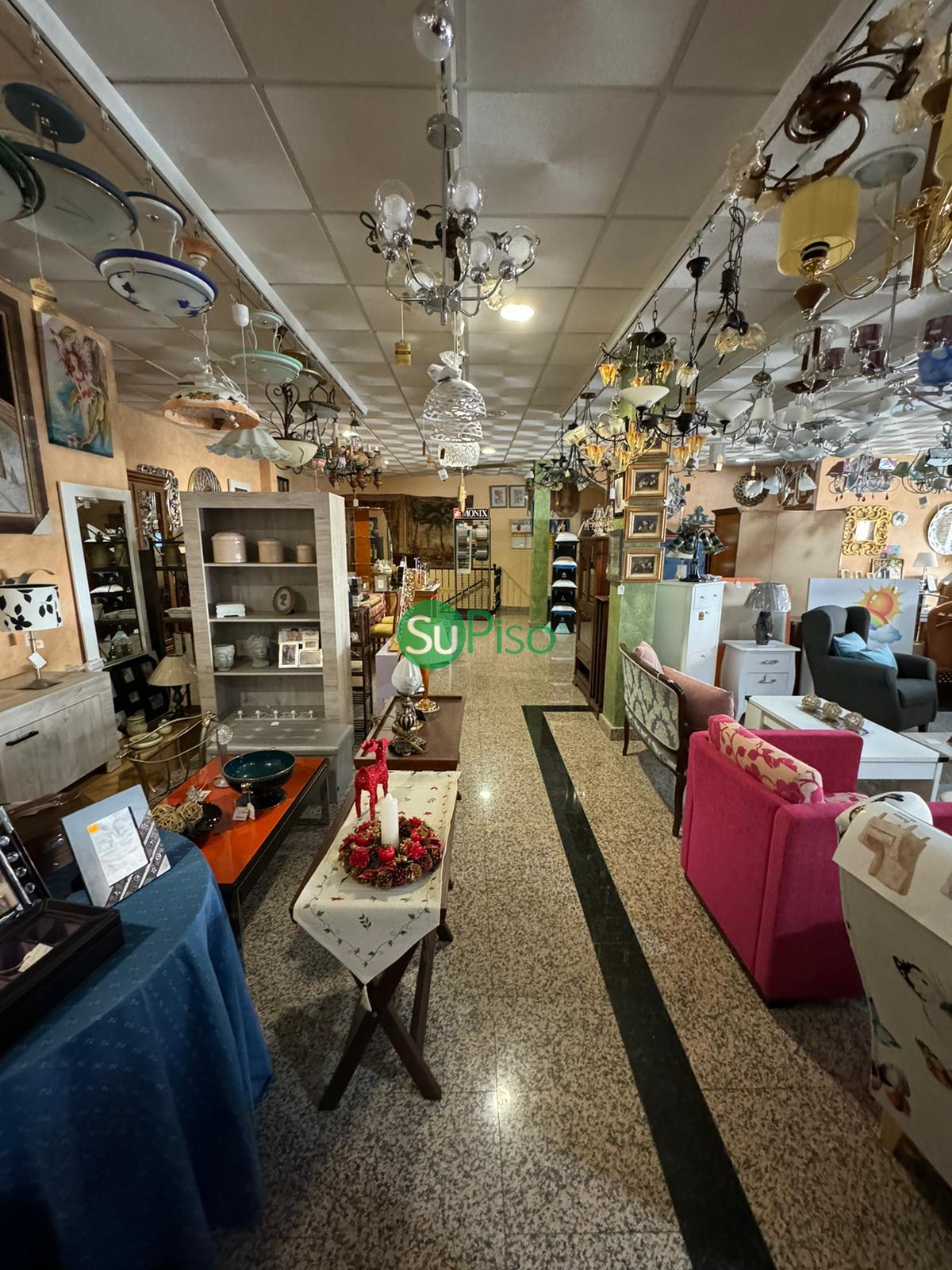 For sale of commercial in Illescas