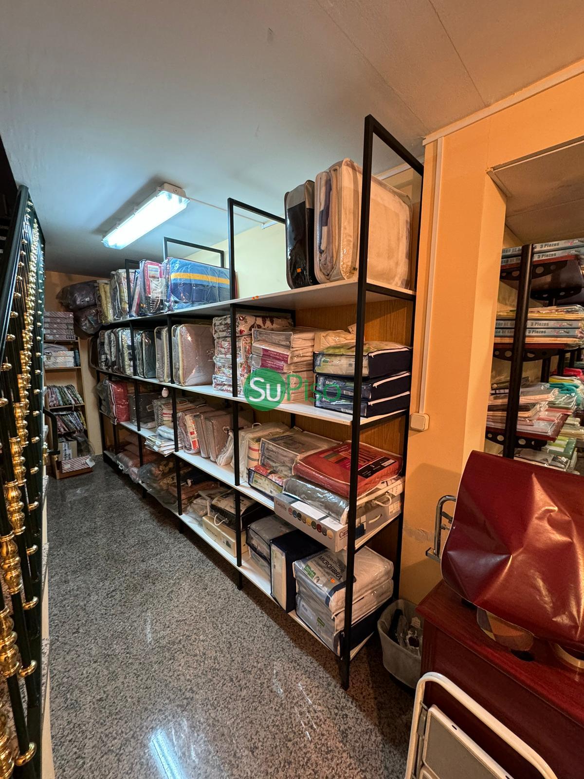 For sale of commercial in Illescas