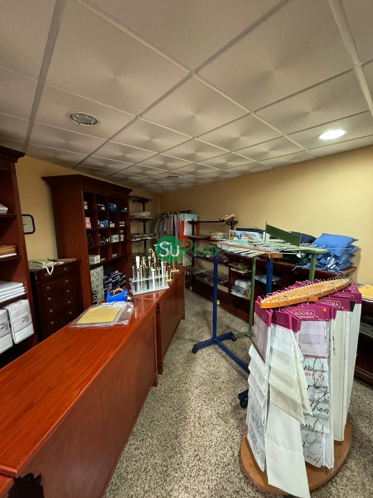 For sale of commercial in Illescas