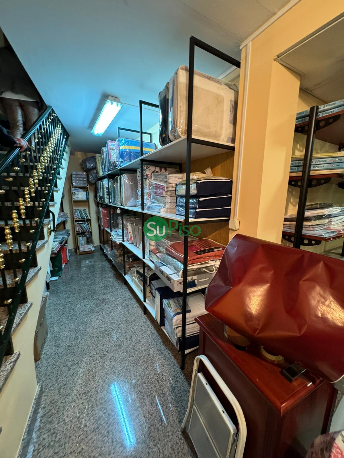 For sale of commercial in Illescas