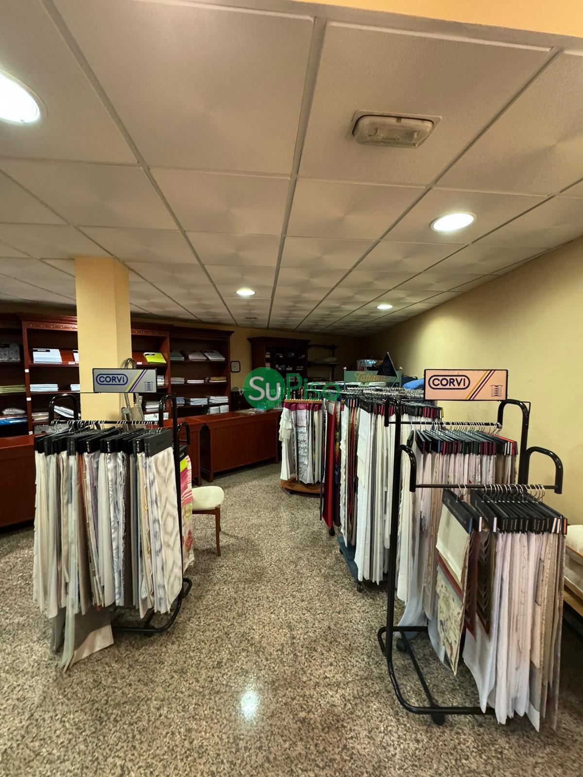 For sale of commercial in Illescas