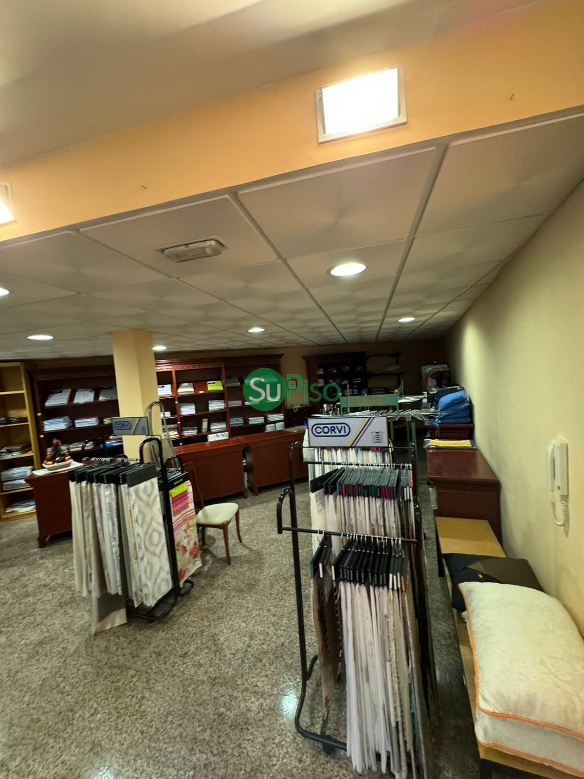 For sale of commercial in Illescas