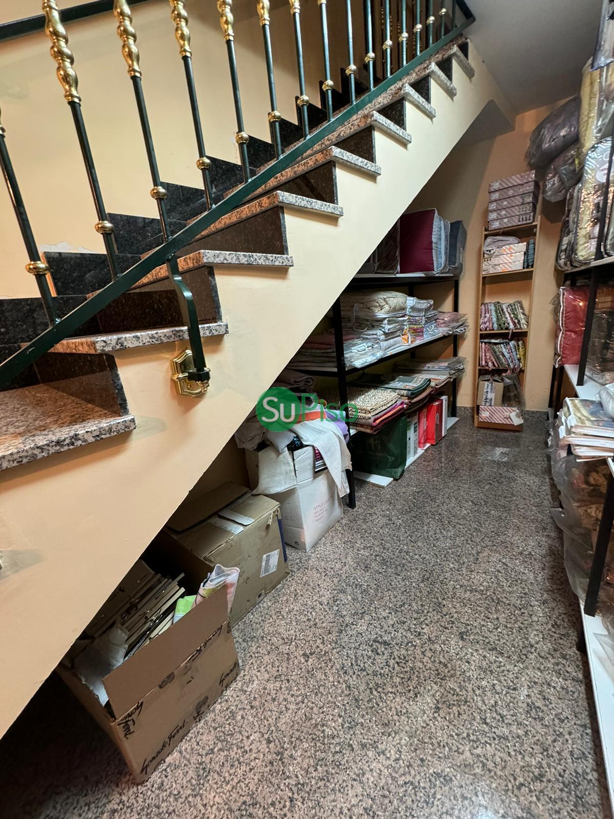 For sale of commercial in Illescas