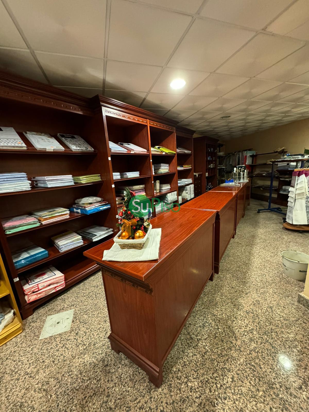 For sale of commercial in Illescas