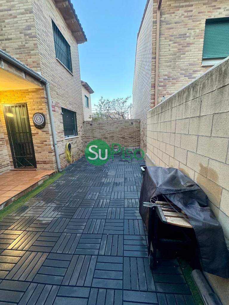 For sale of chalet in Pantoja