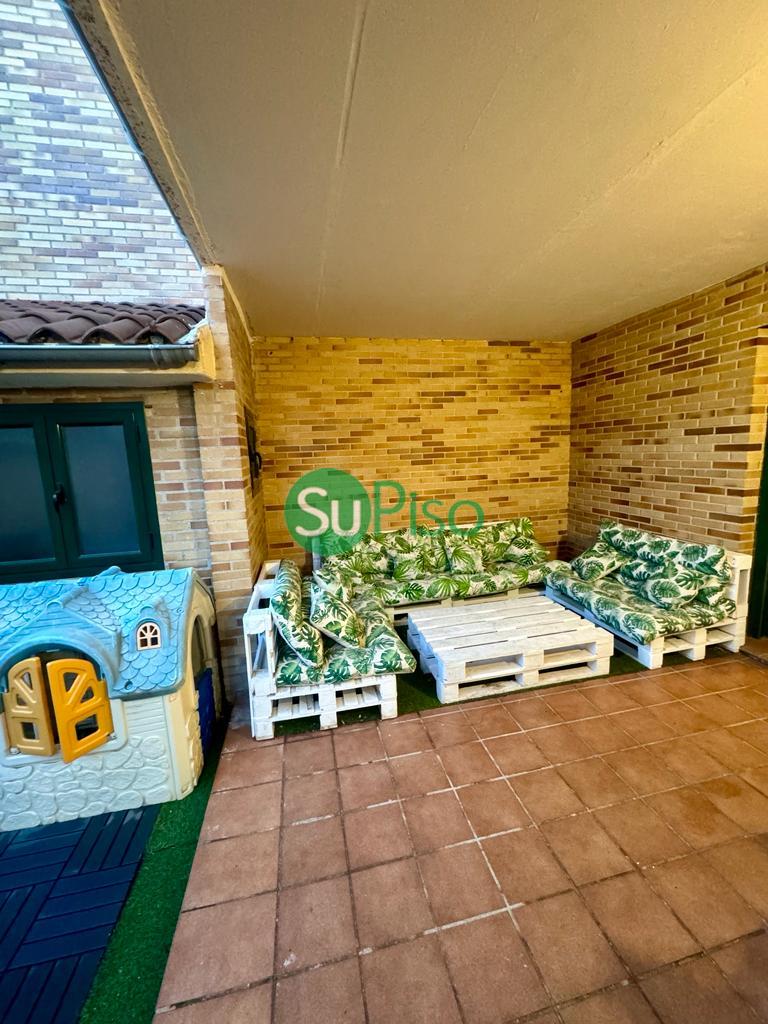 For sale of chalet in Pantoja