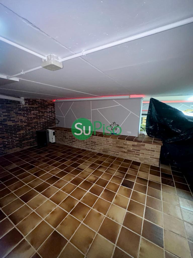 For sale of chalet in Pantoja