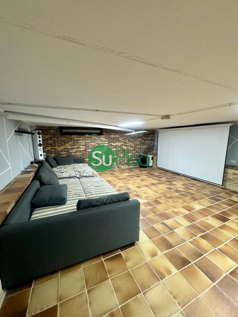 For sale of chalet in Pantoja