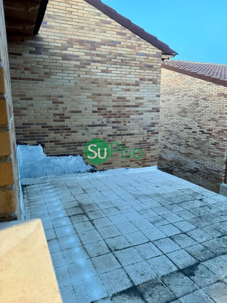 For sale of chalet in Pantoja