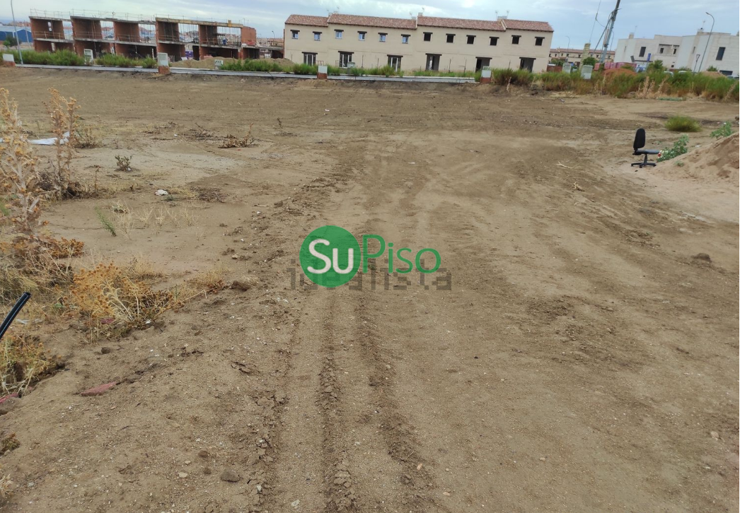 For sale of land in Yuncos