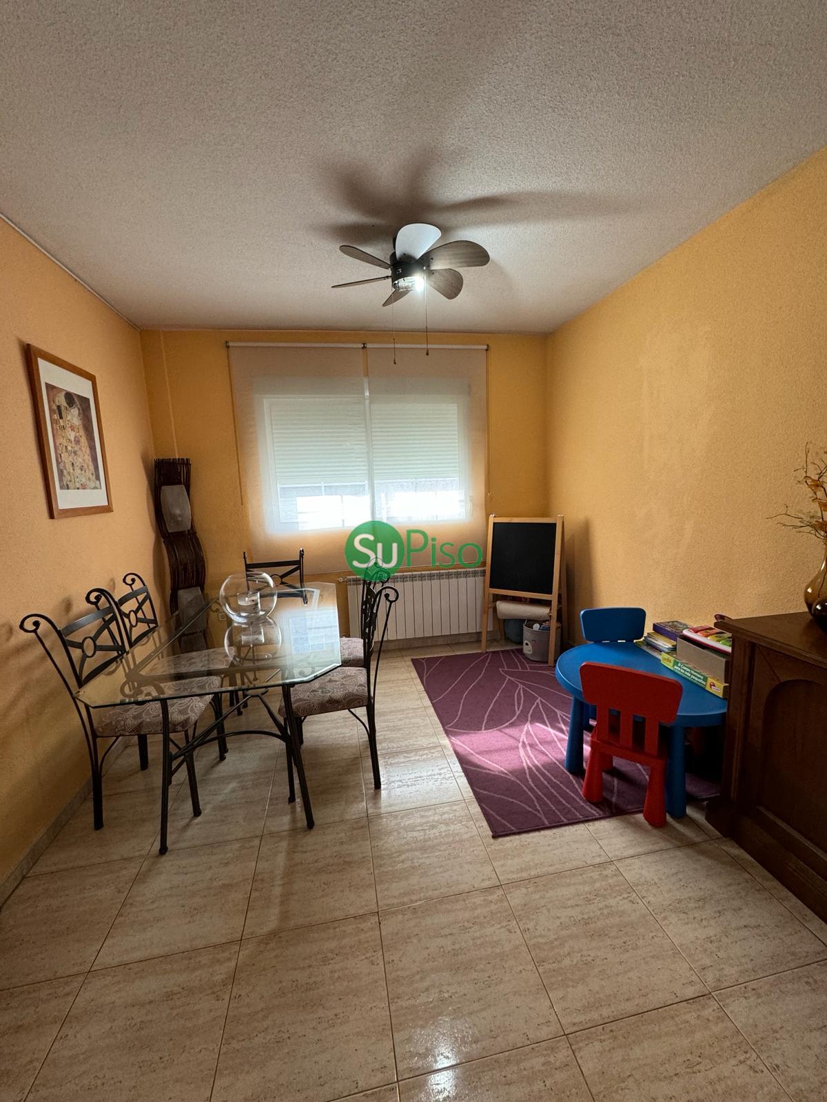 Venta de chalet en Yeles