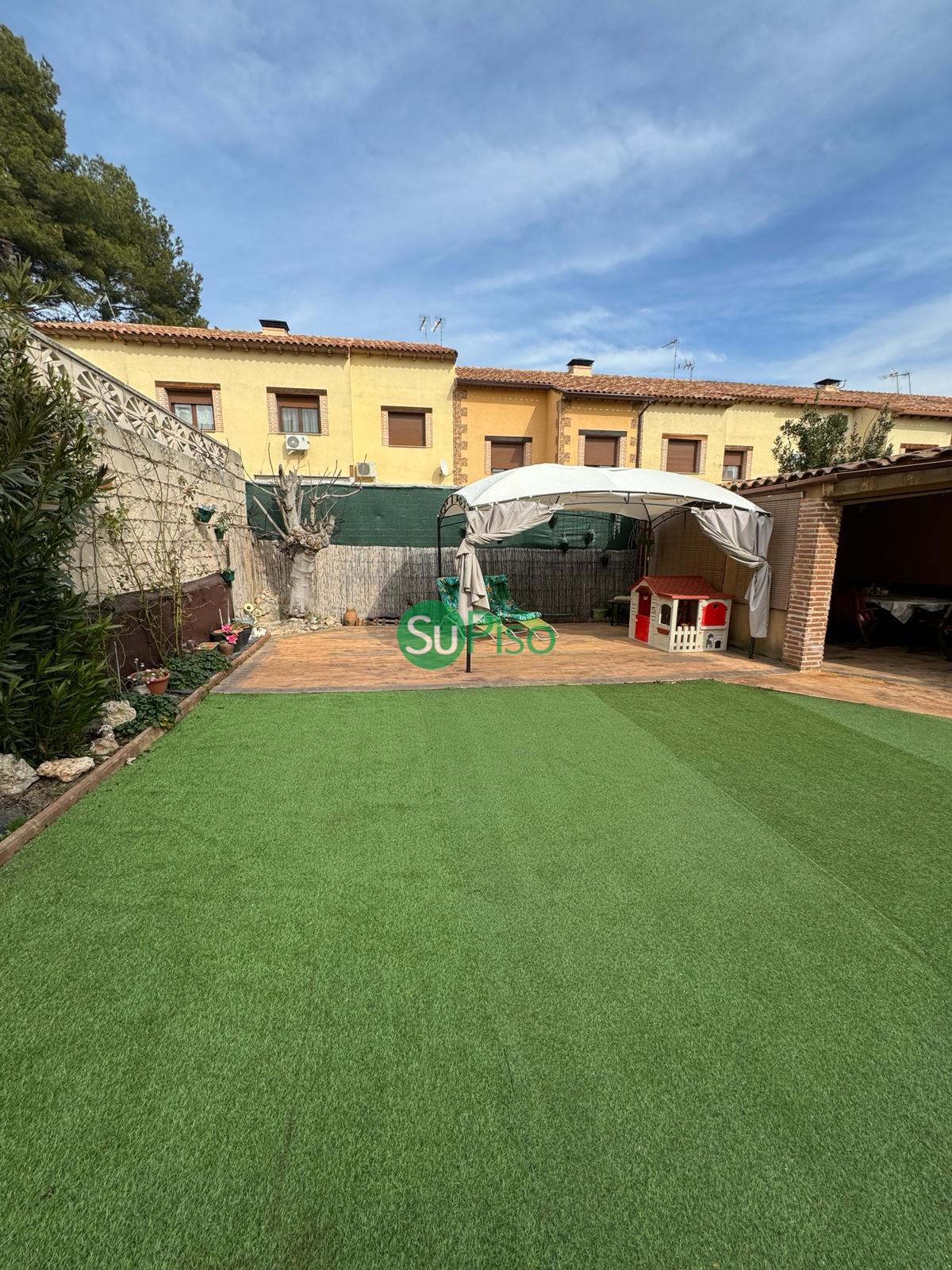 Venta de chalet en Yeles